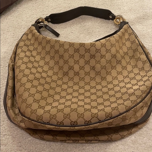 Authentic Gucci handbag ❤️❤️ - Picture 3 of 13